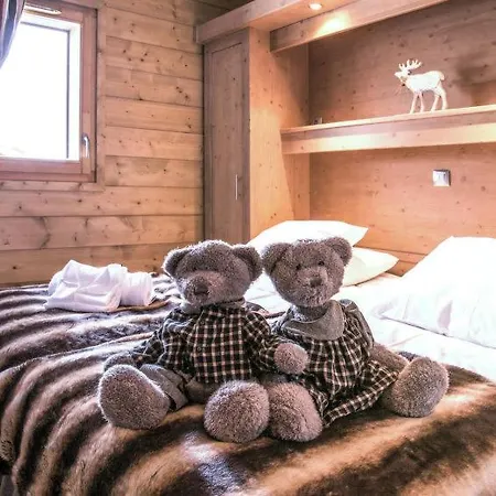 Les Avanchers-valmorel Sleeps 8 Pool Wifi Apartment